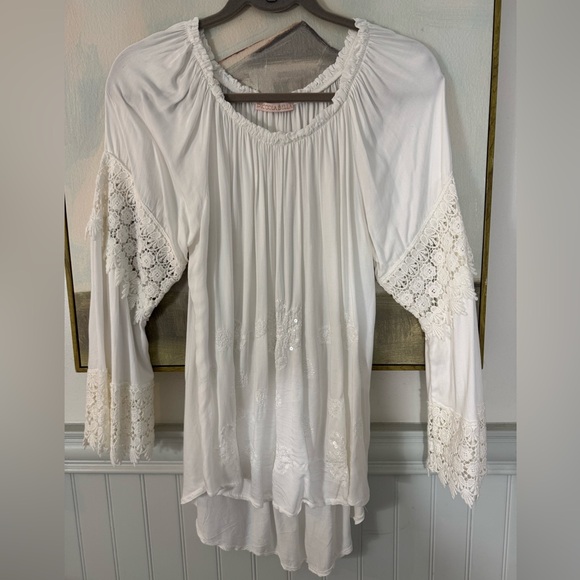 PICCOLA BELLA Off The Shoulder White Flowy Sequin Embroidered Blouse Size M - Picture 1 of 5